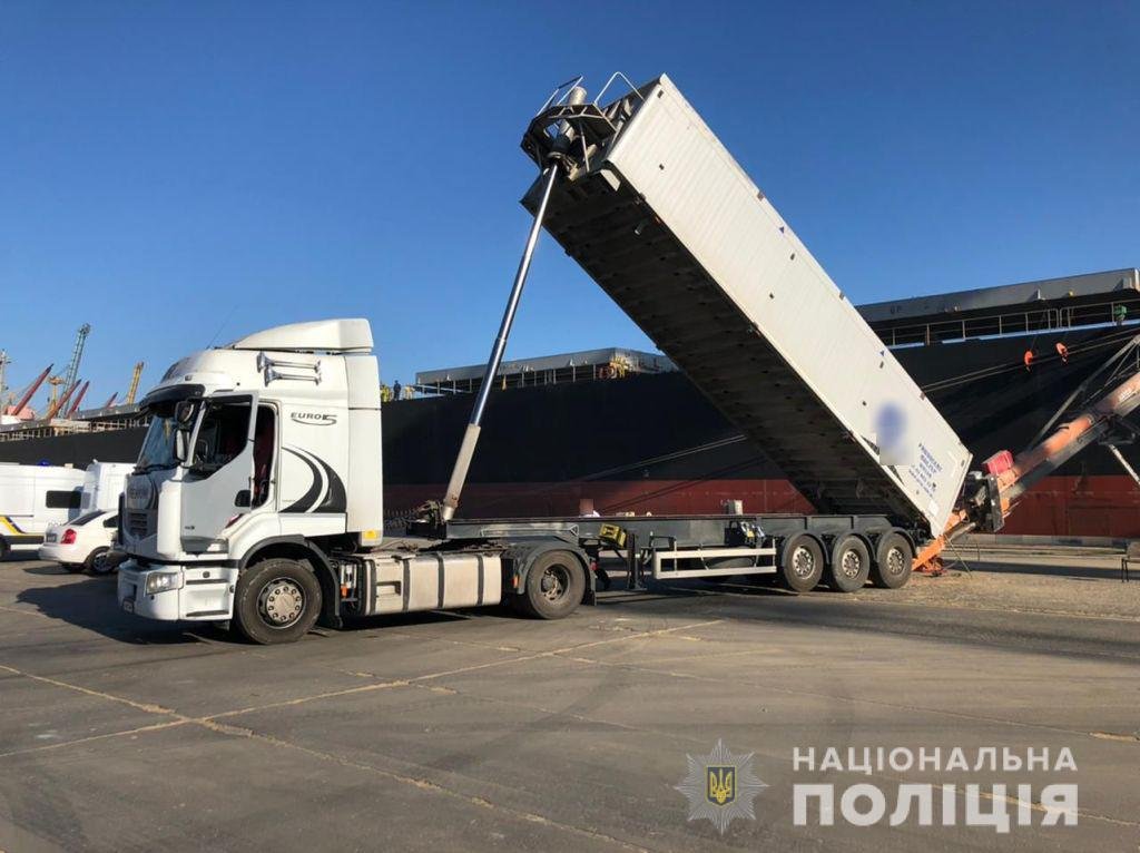 Из порта под Одессой пытались вывезти зерно на 7 миллионов долларов, - ФОТО, фото-2