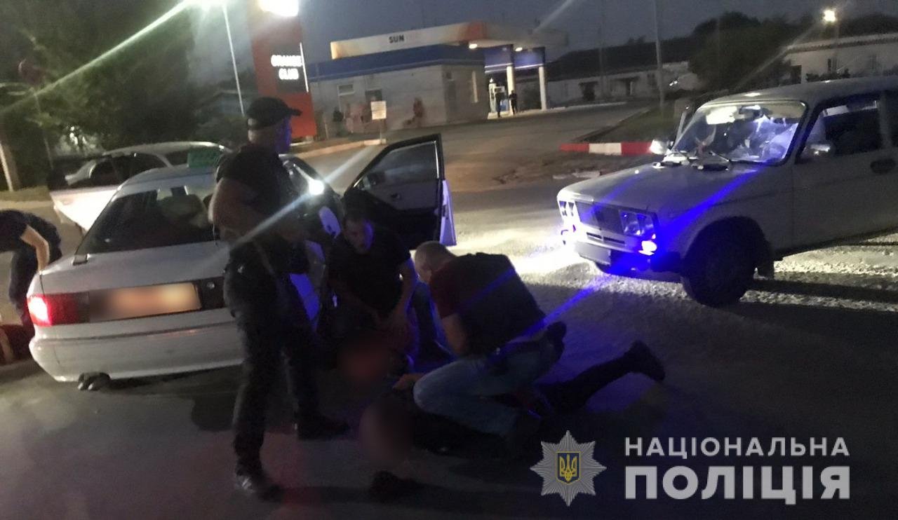 Похитили машину и требовали 3000$: в Одесской области задержали преступную группировку, - ФОТО, фото-2