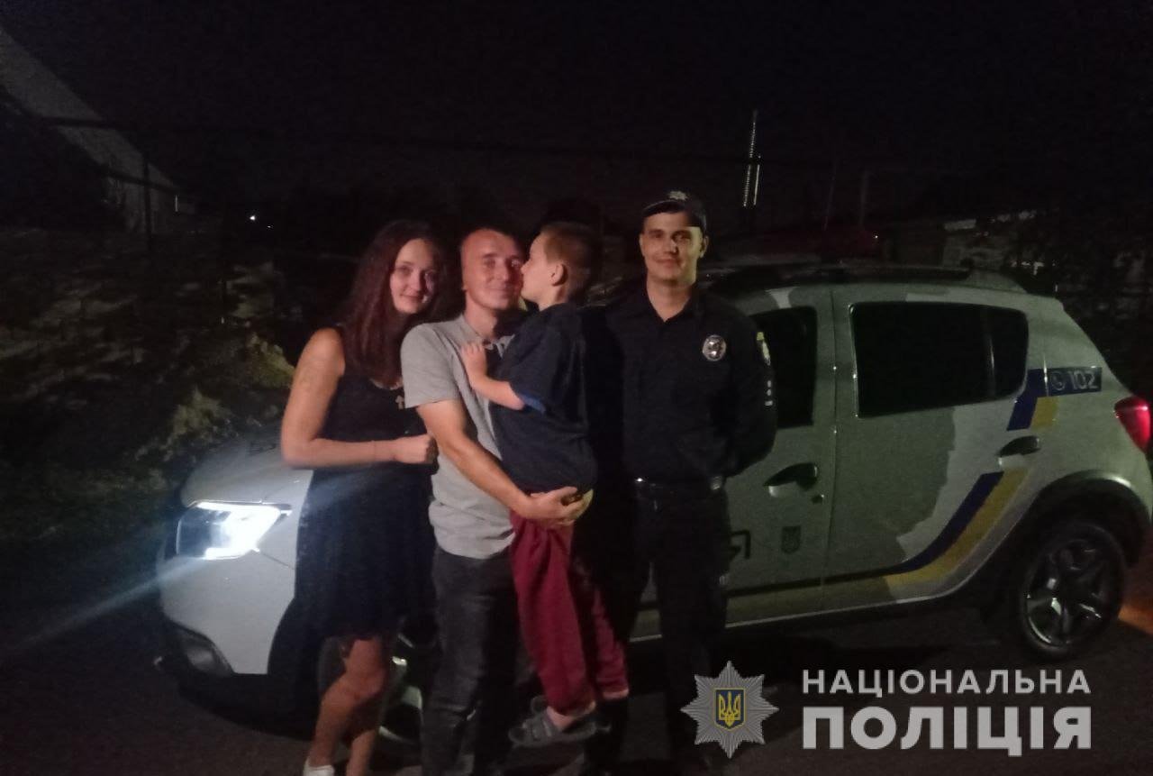 В Одесской области полиция и неравнодушные люди три часа искали пропавшего ребенка, - ФОТО, фото-1