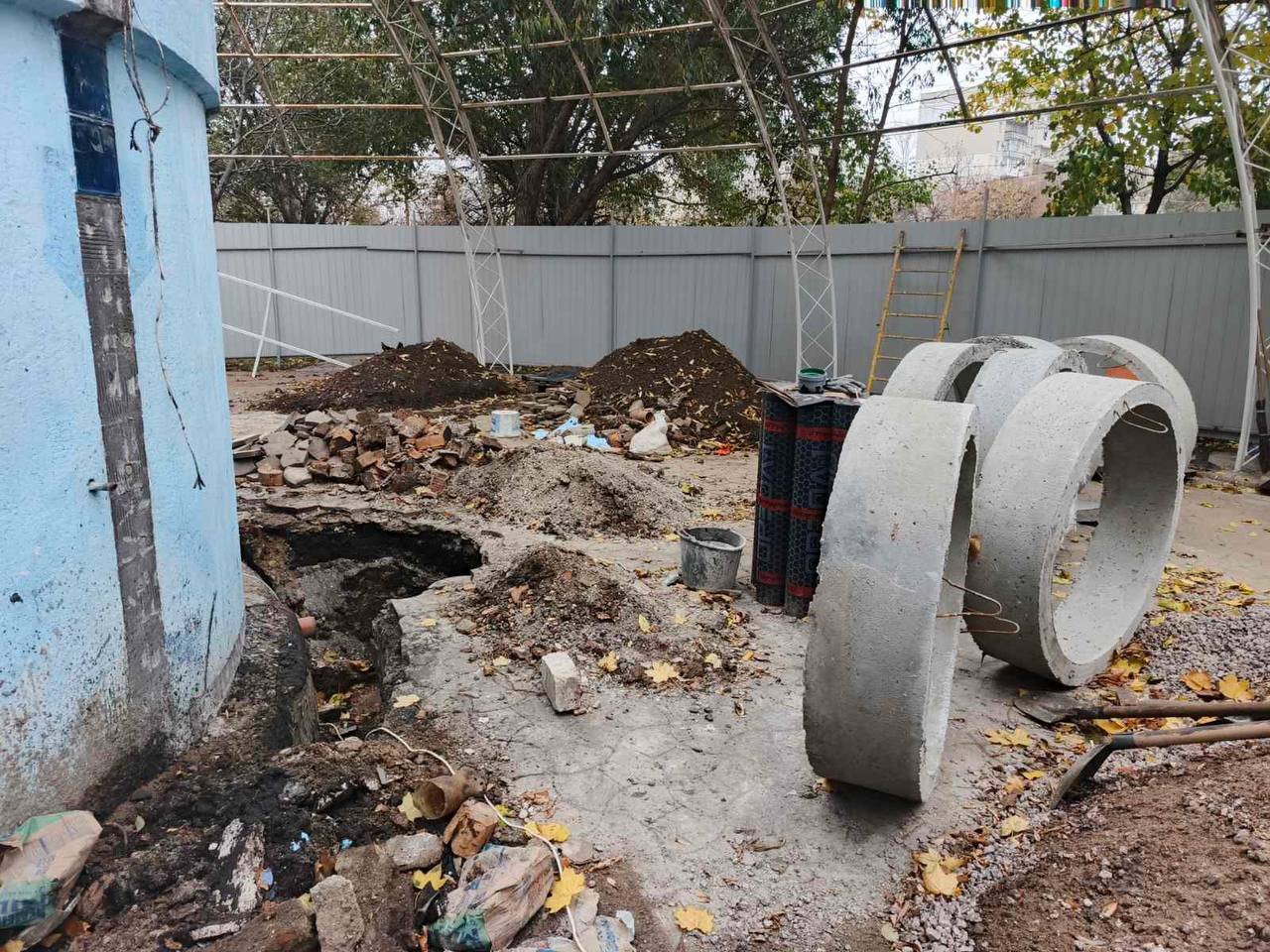 Бюветний комплекс на просп. Князя Ярослава Мудрого, 1