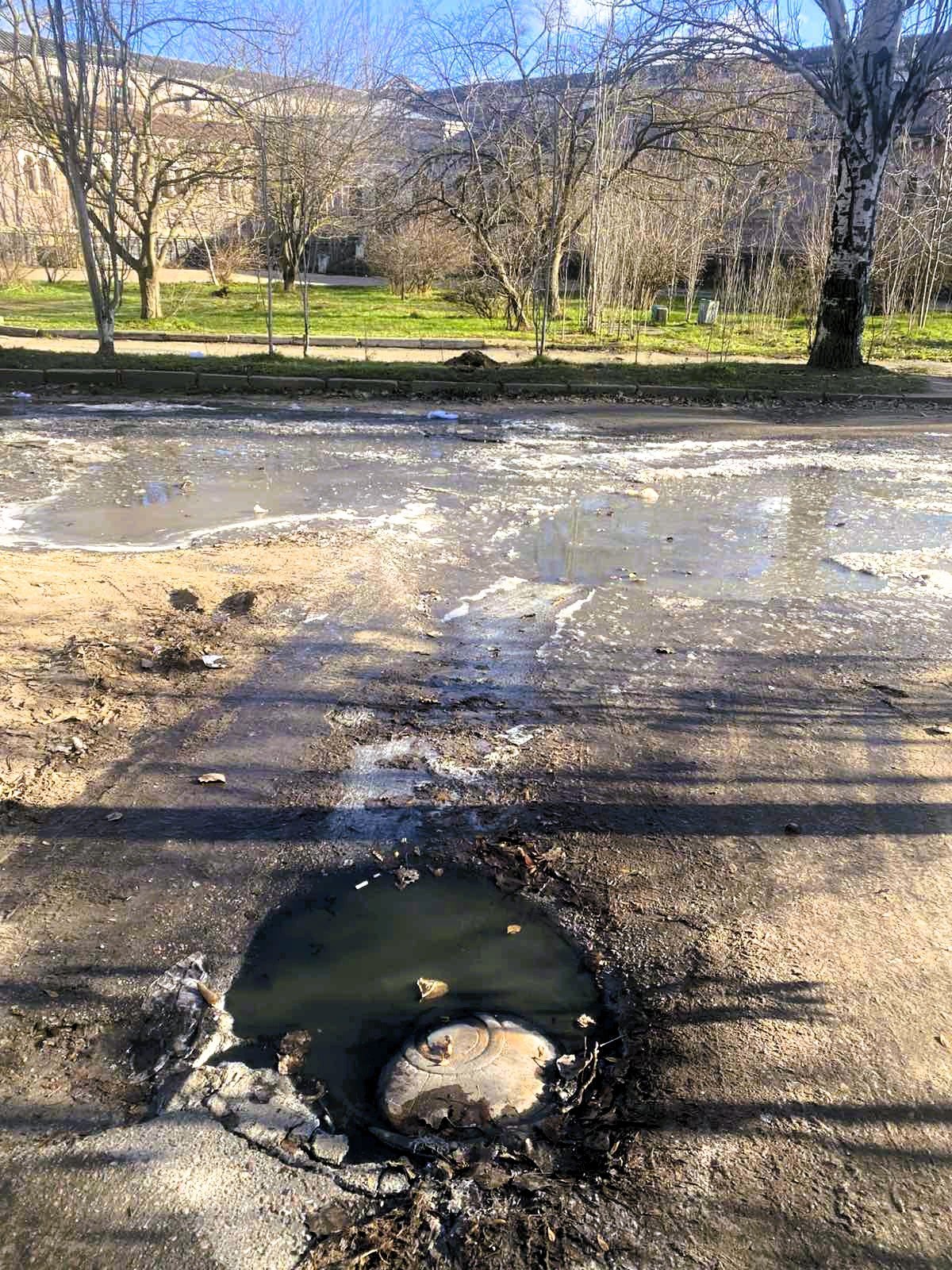 Стічні води на вулиці Лиманній