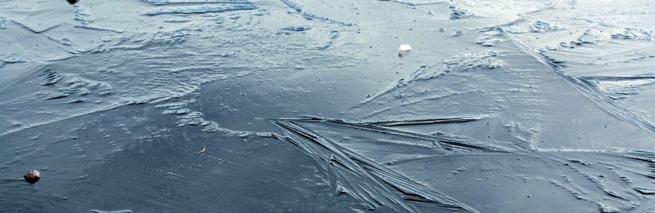 В Одесской области дети решили погулять по тонкому льду, - ФОТО