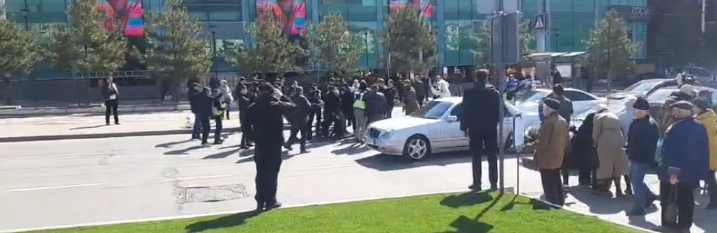 В Одессе во время акции протеста задержали троих человек, - ФОТО, ВИДЕО