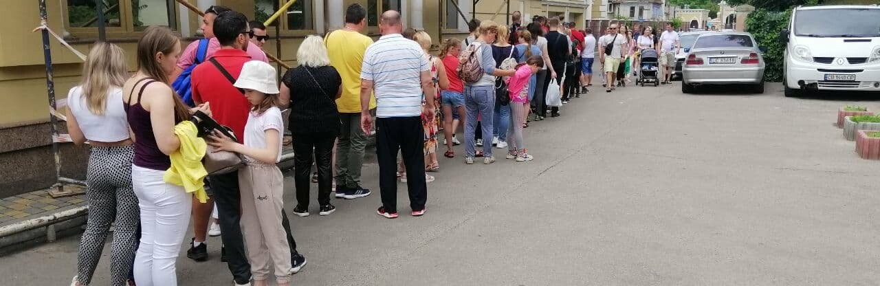 Бесплатные катания на канатной дороге в Одессе закончились скандалом,- ФОТО