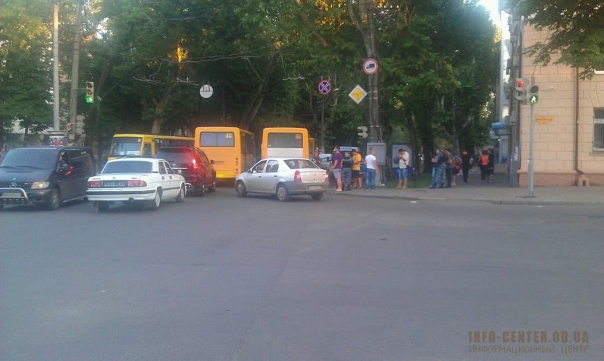 1371490064_qal0cnefdga
