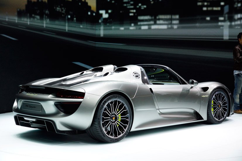 Porsche 918 Spyder Hybrid 2 Porsche 918 Spyder Hybrid 2