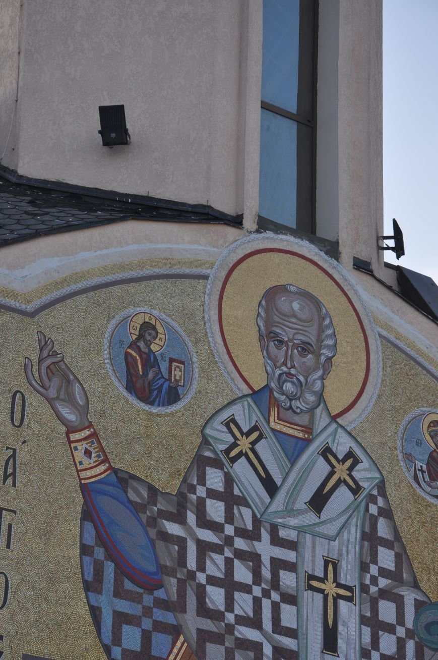 На одесском морвокзале появилась икона Николая Чудотворца, выложенная мозаикой (ФОТО) (фото) - фото 1