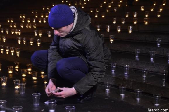 В Одессе зажгли огненный Герб Украины (ФОТО) (фото) - фото 1 В Одессе зажгли огненный Герб Украины (ФОТО) (фото) - фото 1