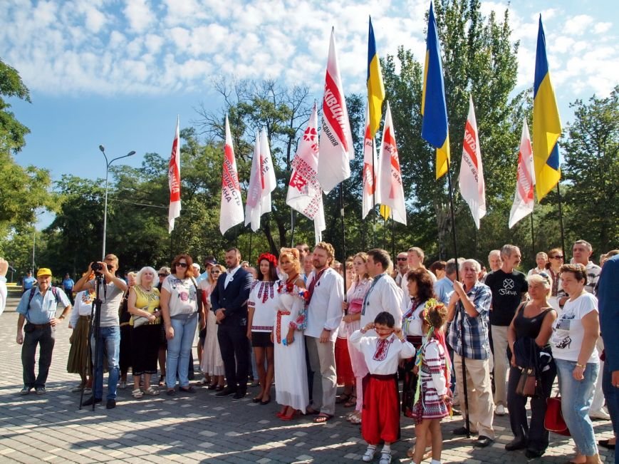 1200_P240933_vozlozhenie