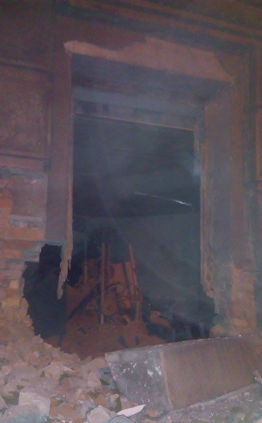 Взрыв в Одессе! Неизвестные подложили взрывчатку возле входа в здание СБУ (ФОТО) (фото) - фото 1