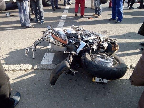 На Котовского в аварии погиб одесский мотоциклист (ФОТО) (фото) - фото 1