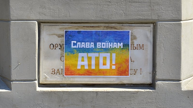 _NIK9589